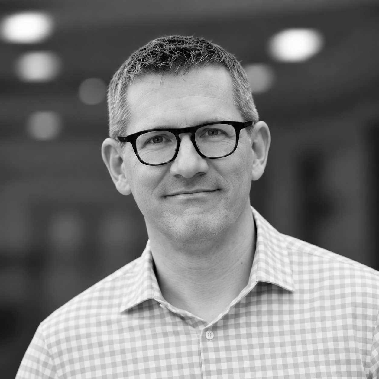 Headshot of Andy Crouch